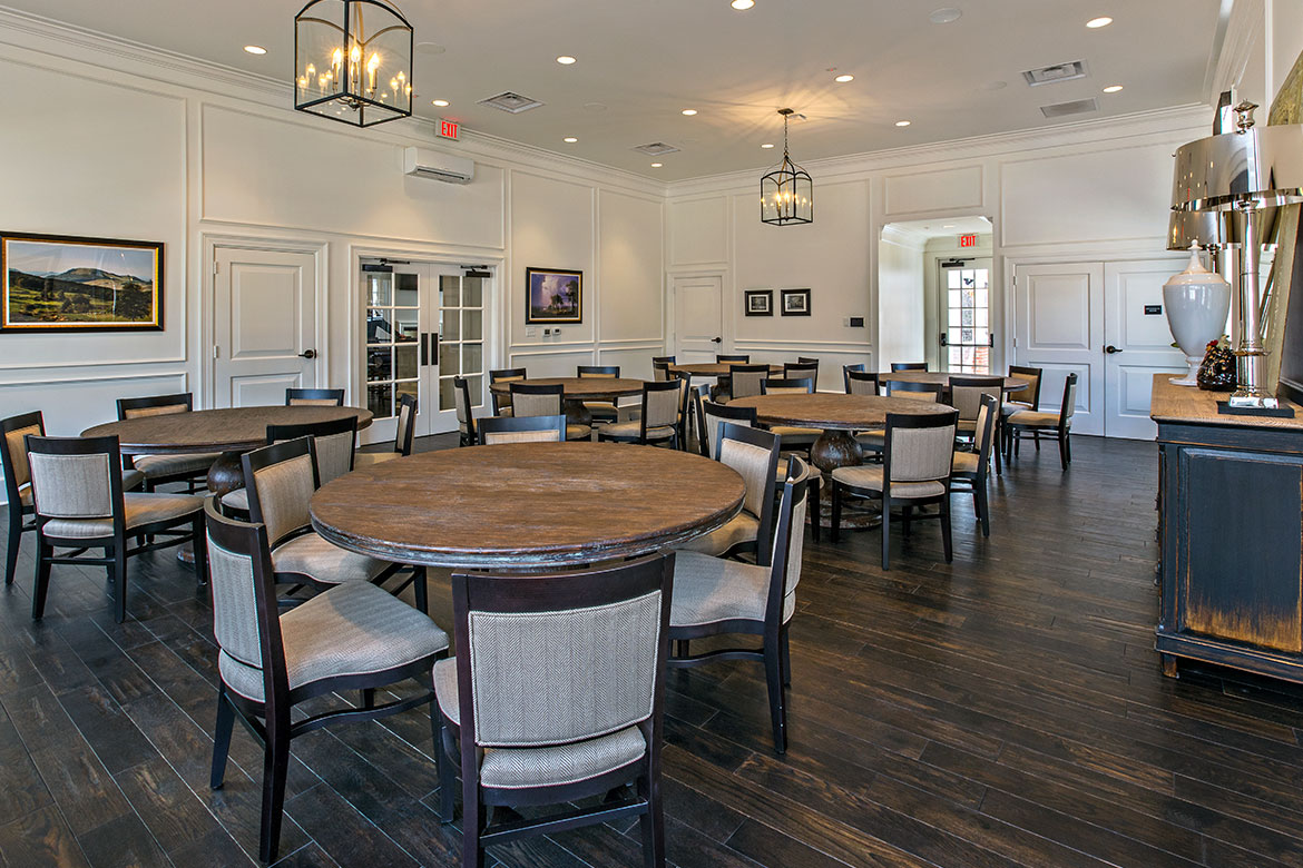 Crest of Alexandria Clubhouse Dining Room
