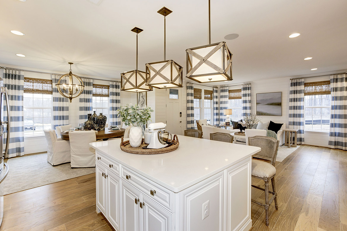 Crest of Alexandria Ward Model Kitchen