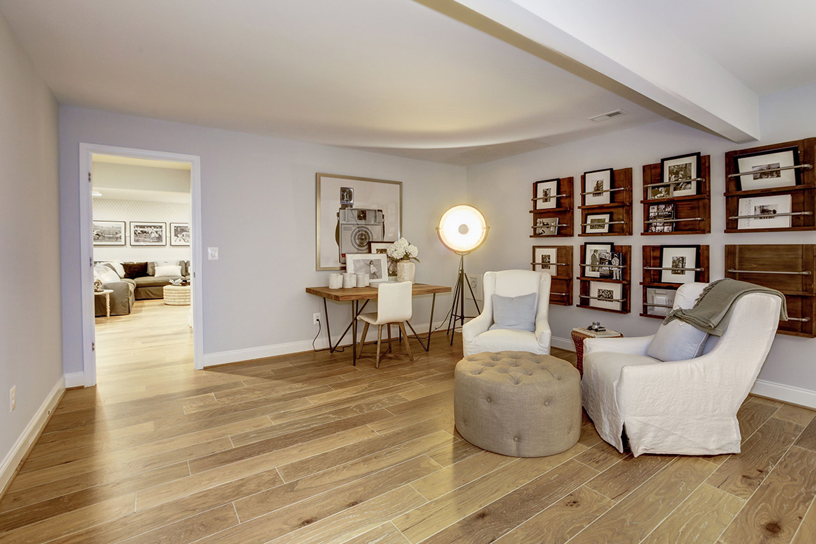 Crest of Alexandria Ward Model Recreation Room