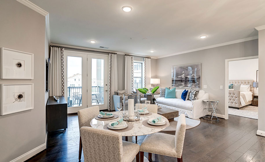 Birchwood at Brambleton Barton Dining Area