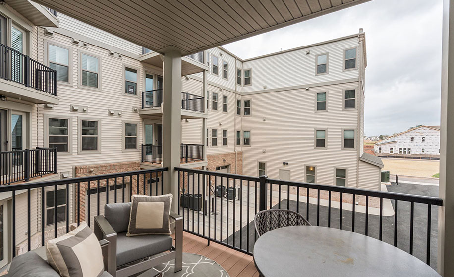 Birchwood at Brambleton Barton Outdoor Terrace