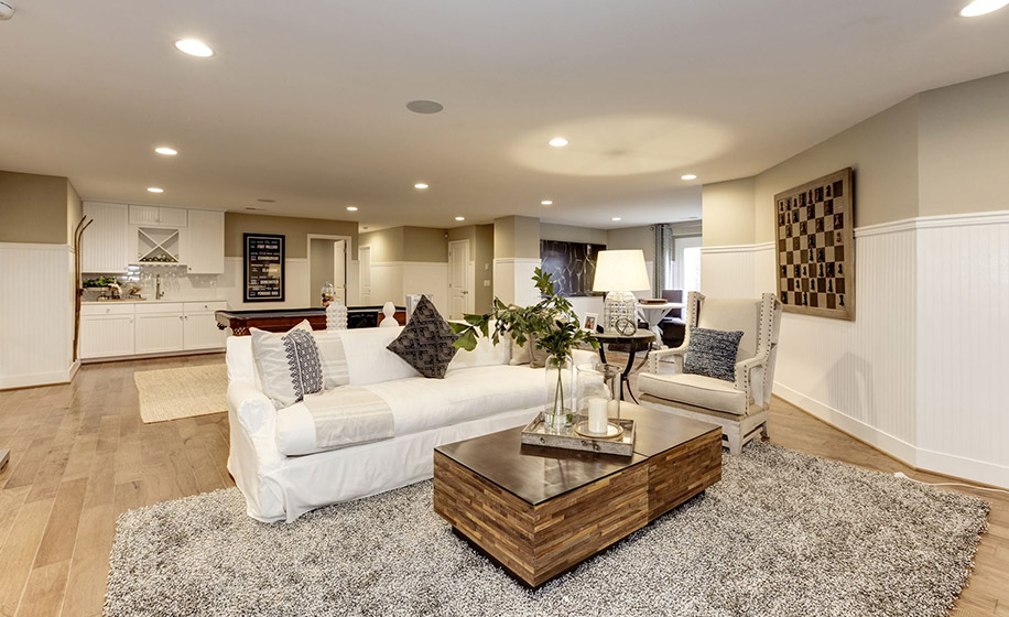 Meadowbrook Farm Oatland Model Recreation Room