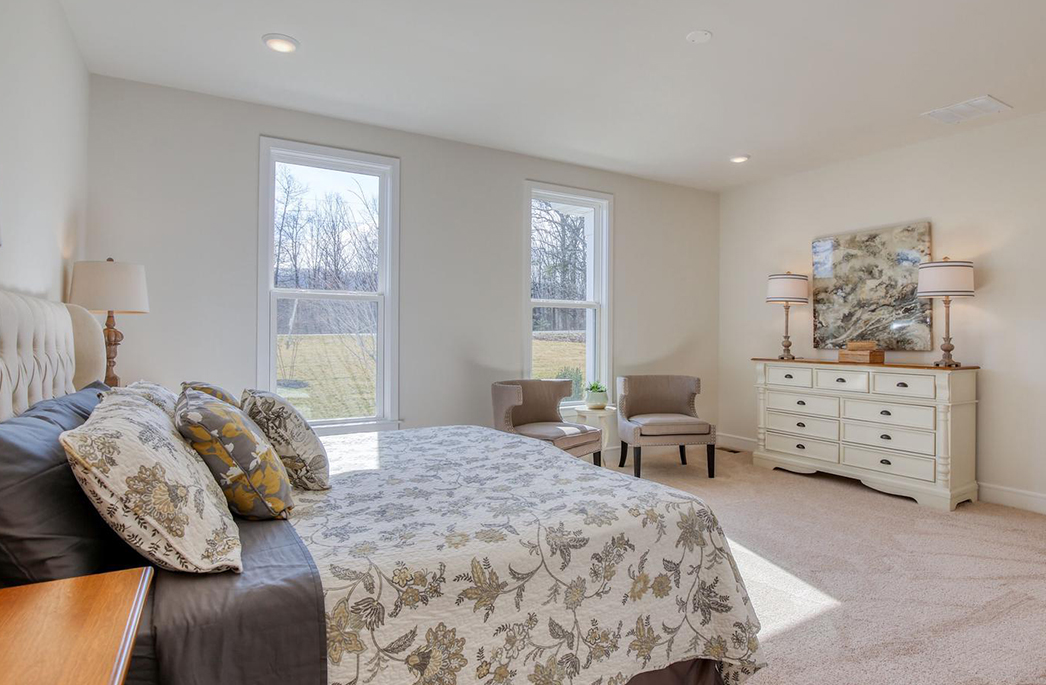 Valley-View-Poe-Masterbed-2